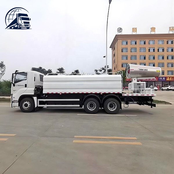 Водовозная автоцистерна