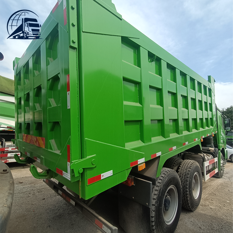 Camion-benne XCMG G7 375 HP 6x4 à 10 roues