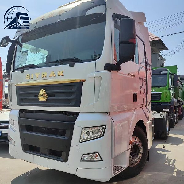 Camion lourd Sinotruk C7H 540 ch 6x4 à boîte de vitesses automatique