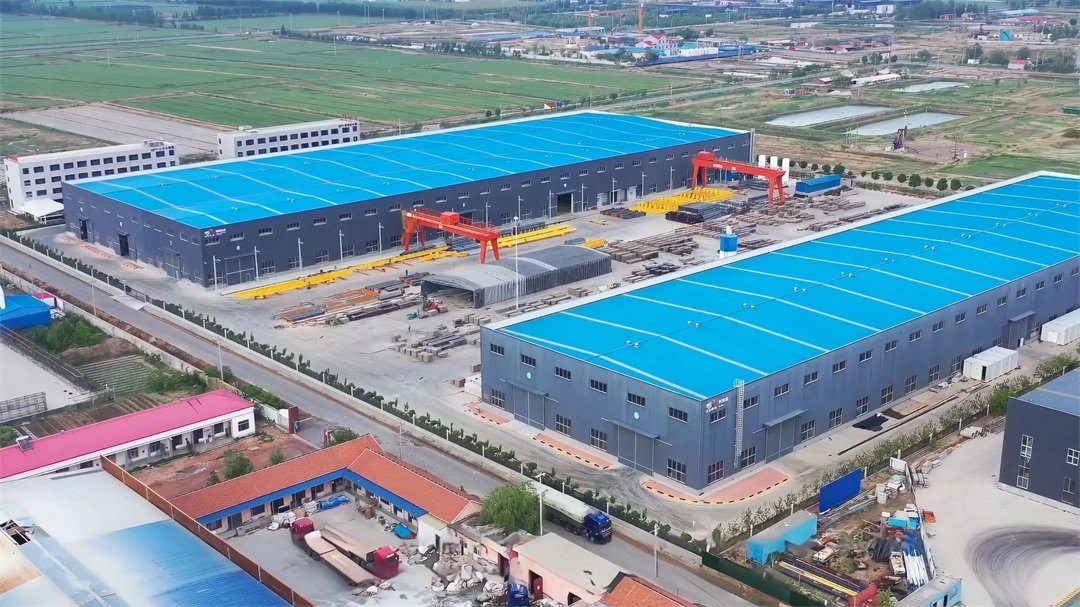 Aerial view of Keming Steel Structure 120,000 m2 fabrication facility