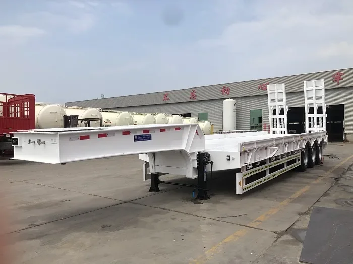 Low Bed Lowboy Equipment Truck Trailer