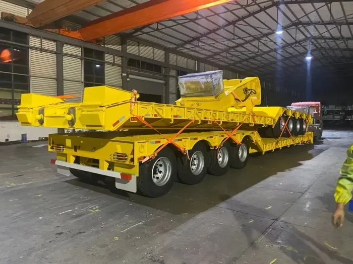 4 Axle Removable Goose Neck 50 70 ton Semi Trailer For Sale