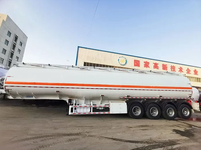 4-Axle 55m³ 6-Compartment Oil Tanker Semi-Trailer