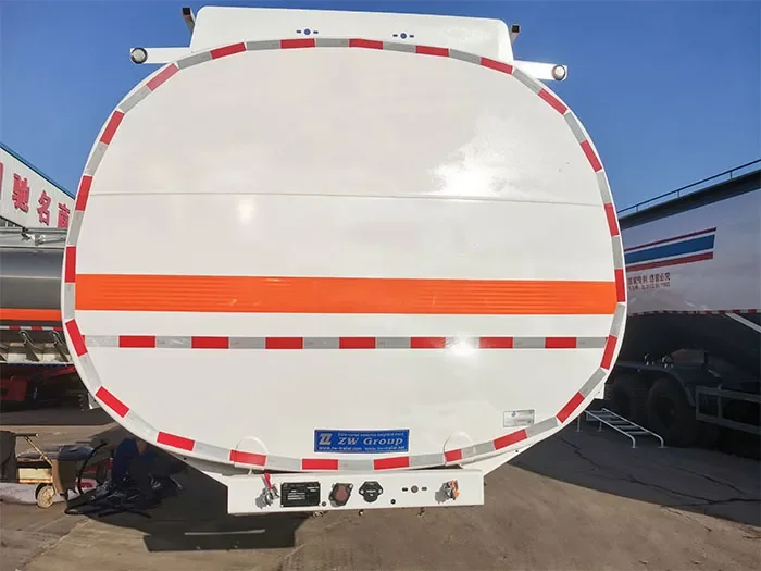 4-Axle 55m³ 6-Compartment Oil Tanker Semi-Trailer