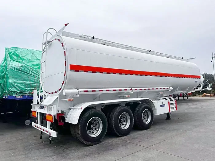 3-Axle Tanker Semi-Trailer Export