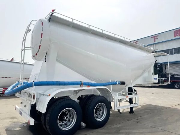 Bulk Material Transport Powder Tank Semi-Trailer