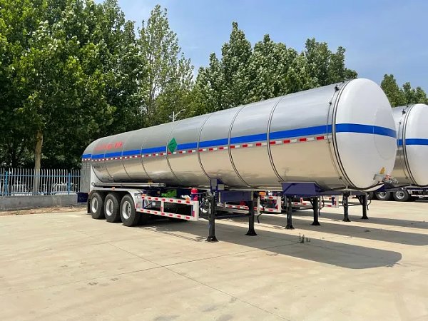 3 Axle 30000 Liters Chemical Liquid Tank Trailer for Sale