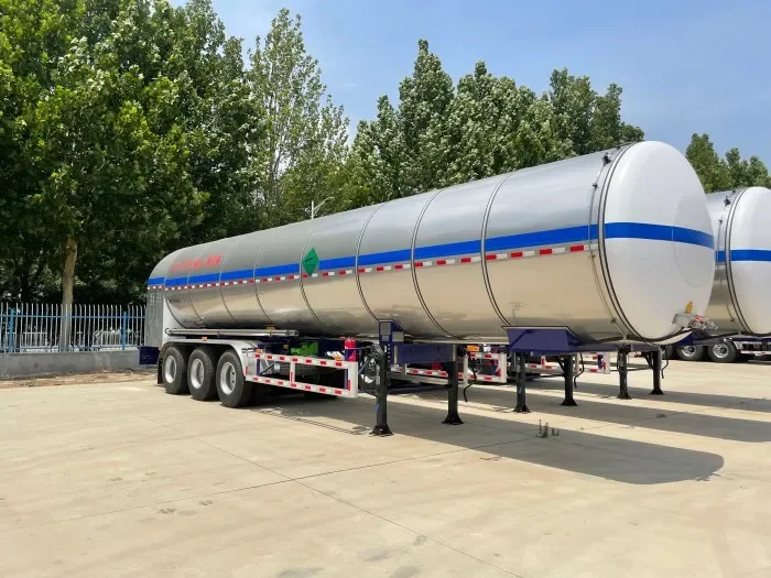 3 Axle 30000 Liters Chemical Liquid Tank Trailer for Sale
