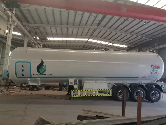 3 Axle 40-70m3 LPG Gas Tanker Semi Trailer