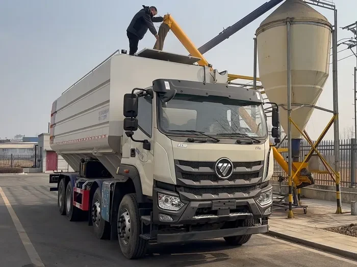 3 Axle 30 Ton Bulk Feed Grain Transport Trailer