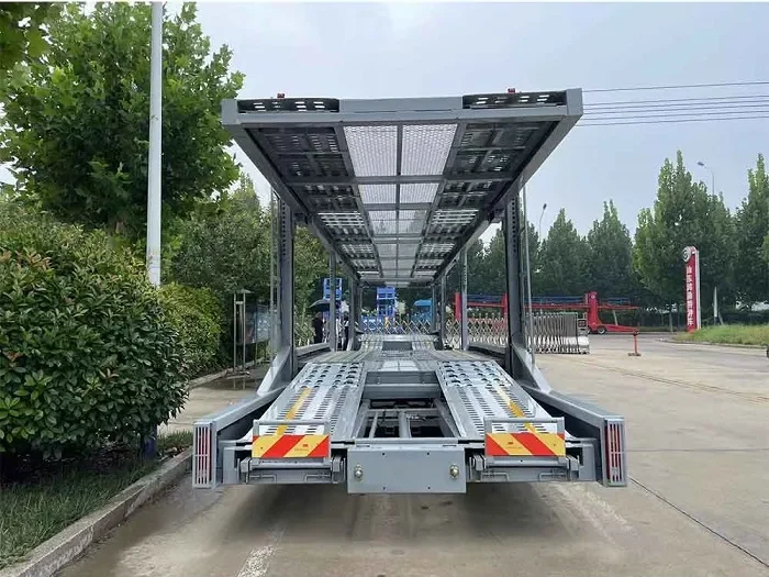 Two Axles Auto Hauler Semi Truck Trailer