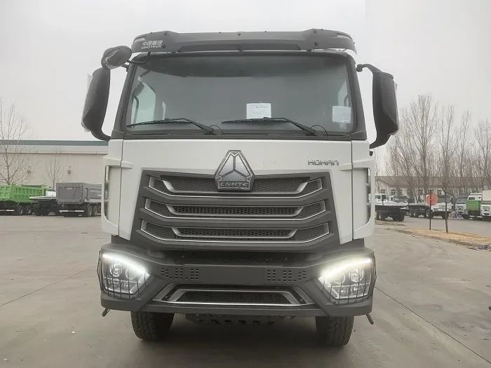 Sinotruk Howo Hohan N7G 8x4 12 Wheeler Dump Truck
