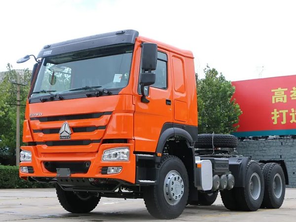 Camion Head Howo Tractor Truck Price for Sale