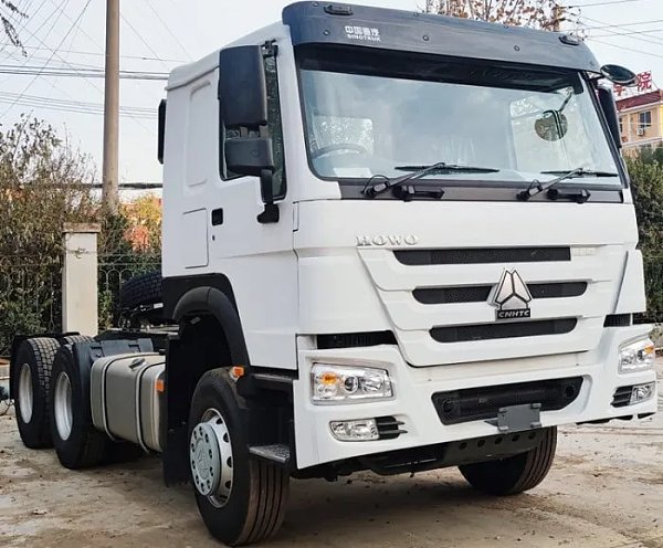 Construction Use 6*4 400hp Howo Tractor Trucks