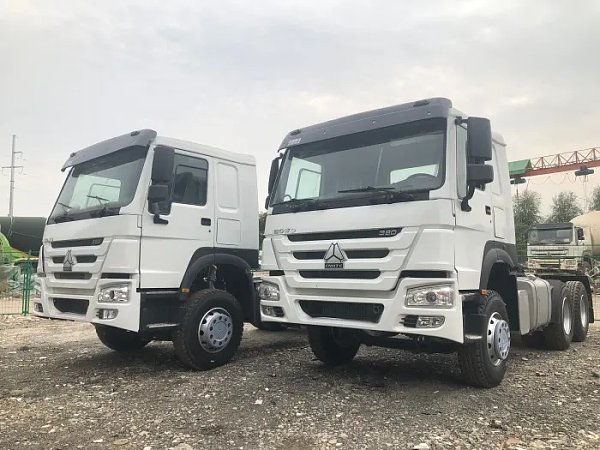 Sinotruk Howo 6x4 380HP Tractor Truck for Sale