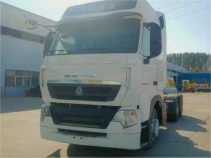 LHD RHD Howo T7H 430 6x4 Tractor Horse Trucks