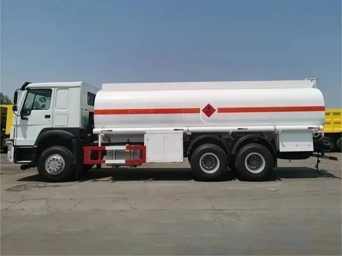 Oil Transportation Howo 6x4 Fuel Tanker Truck
