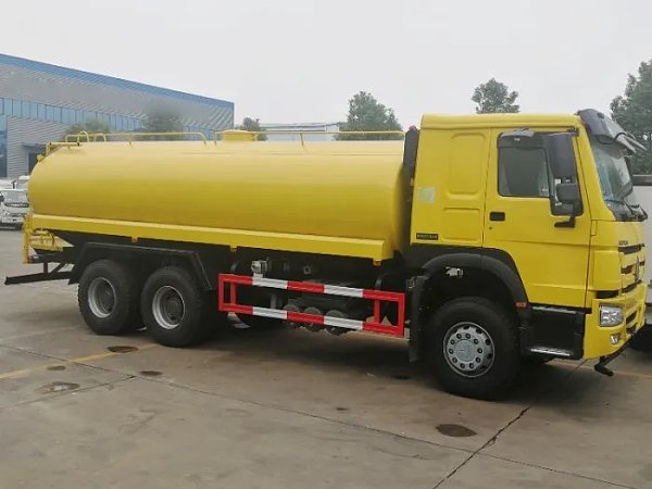 Howo 371 Sprinkler Water Tanker Truck