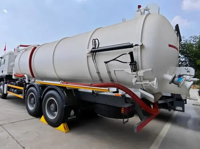 Vacuum Sewer Suction Truck | HOWO 6x4