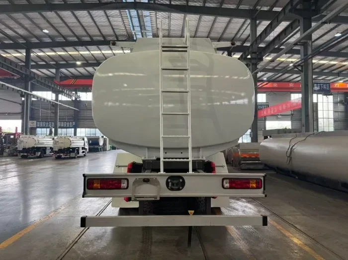 Sinotruk Aviation Fuel Refueling Truck