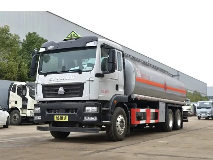 China Brand Sitrak 340HP 6x4 Fuel Tank Truck