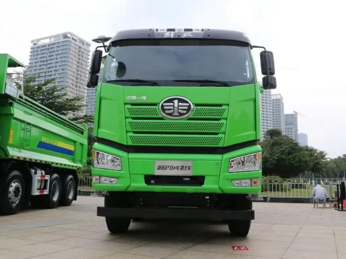 FAW J6P 8x4 Dump Truck