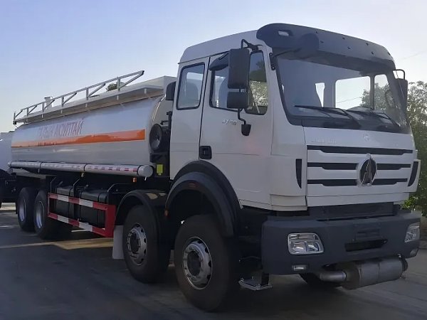 Beiben 8X4 Heavy-Duty Fuel Tank Truck
