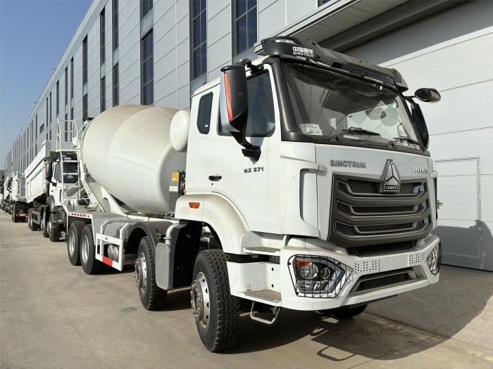 heavy duty truck