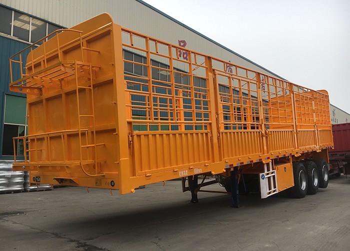 2044-202502271622134138 fence semi trailer