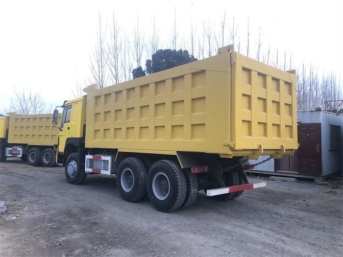 2044-202301051052437099 tipper truck