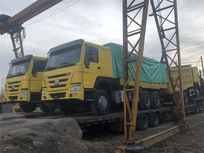 2044-202301051056030516 dump truck
