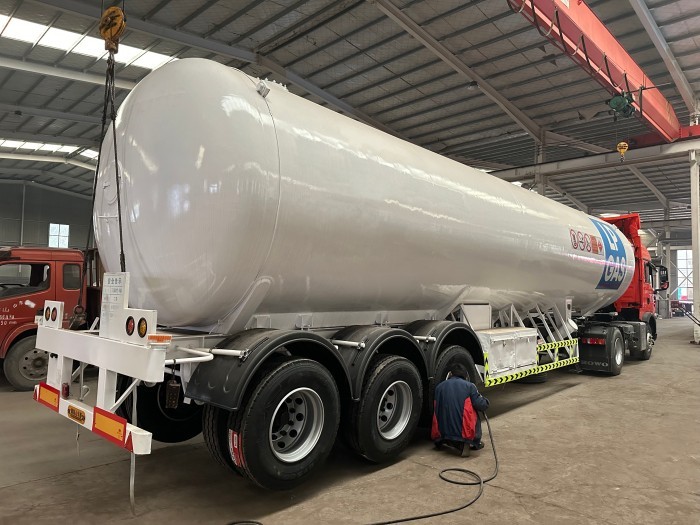 tank semi trailer