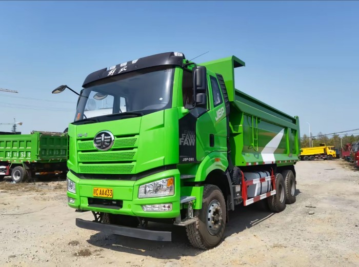 1788228536953233332870602752.jpg faw dump truck