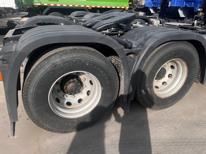 shacman truck tractor head
