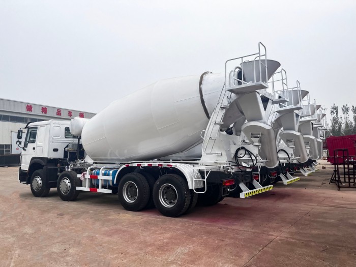 1788229220953236199572488192.jpg concrete mixer truck
