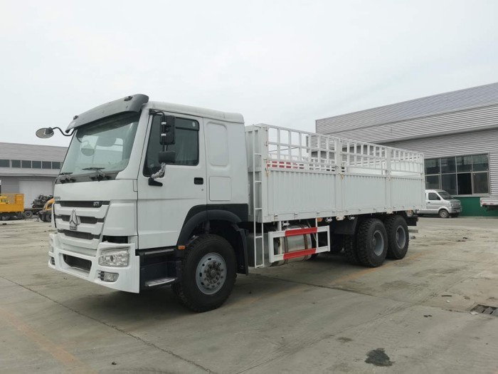 howo cargo truck