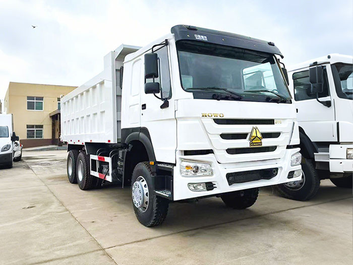 1788231011953243714649604096.jpg howo dump truck