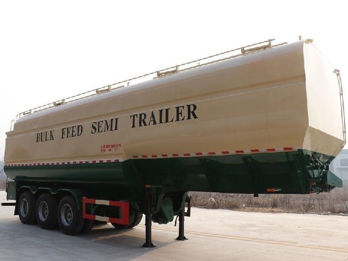 livestock self feeding tank truck