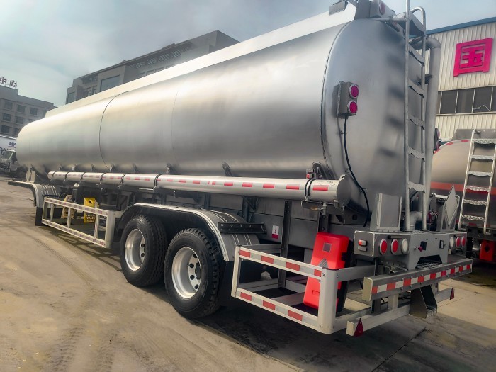 2044-202604141717337403 Aluminum Fuel Tanker Trailer