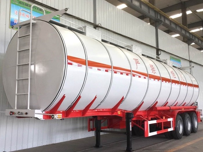 1788239802953280585995943936.jpg bitumen tanker semi trailer