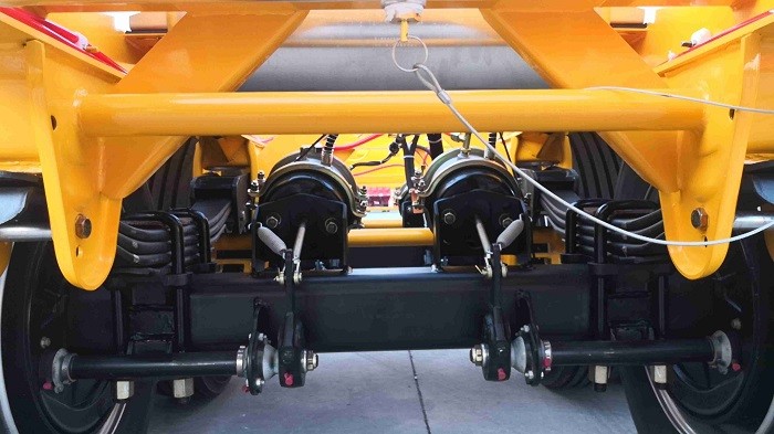 1788240704953284367110660096.jpg semi trailers
