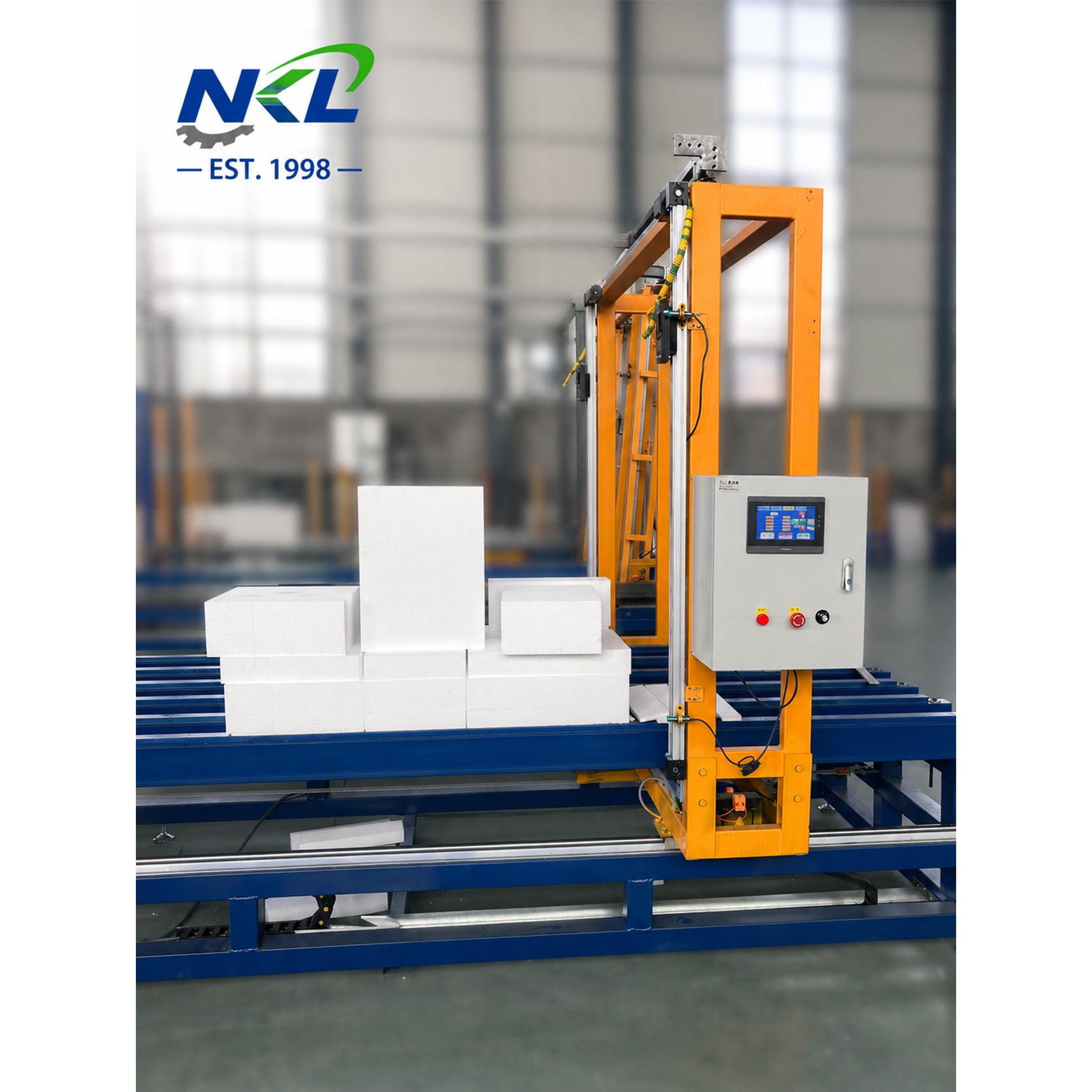 Máquina de corte de EPS con sistema automático de ajuste de alambres.