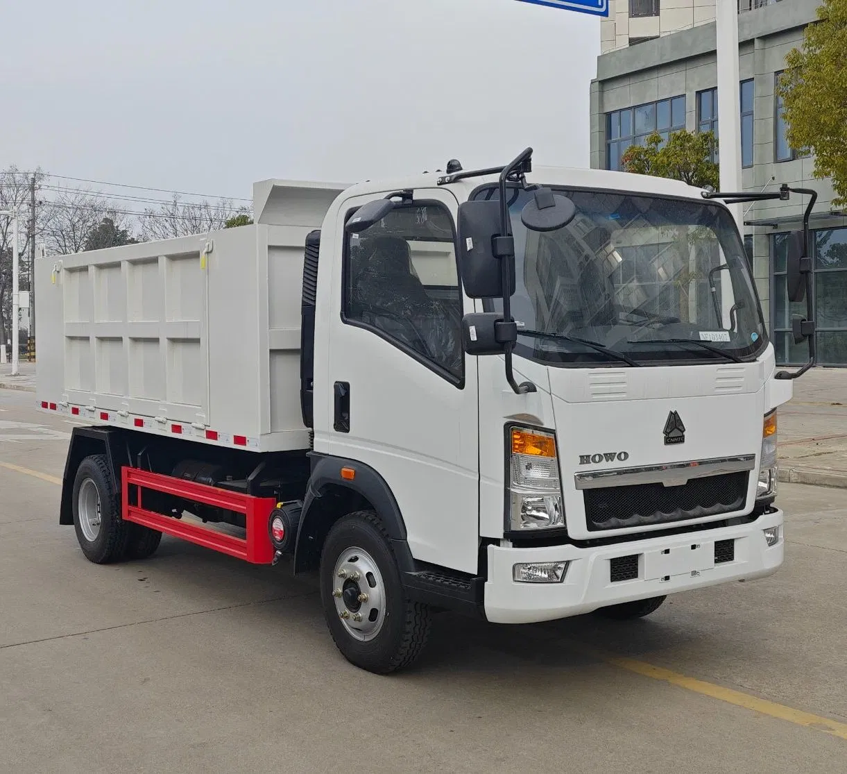Sinotruk Howo 4x2  Dump Truck