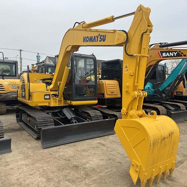 Komatsu PC60 Excavator