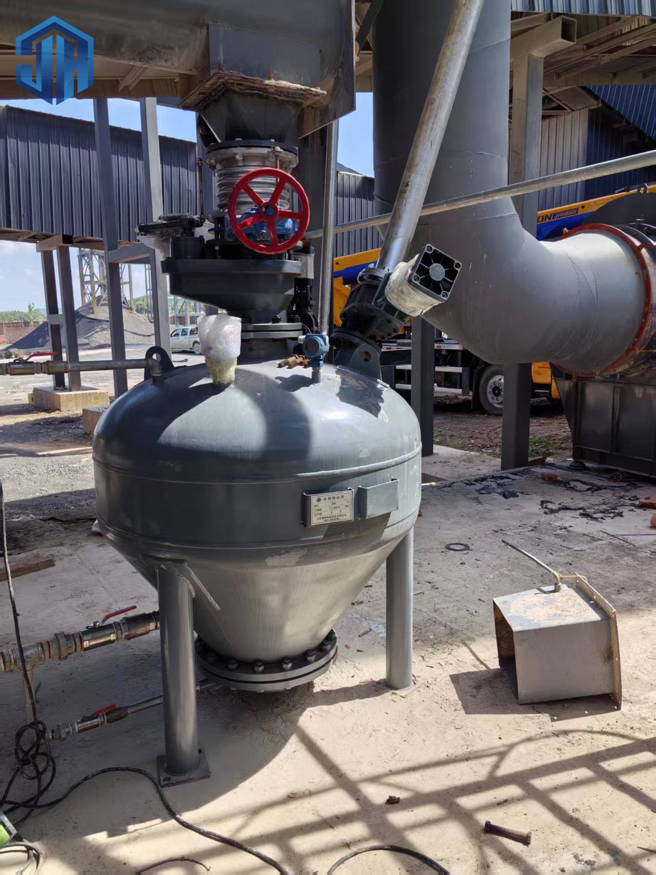 Bin Pump