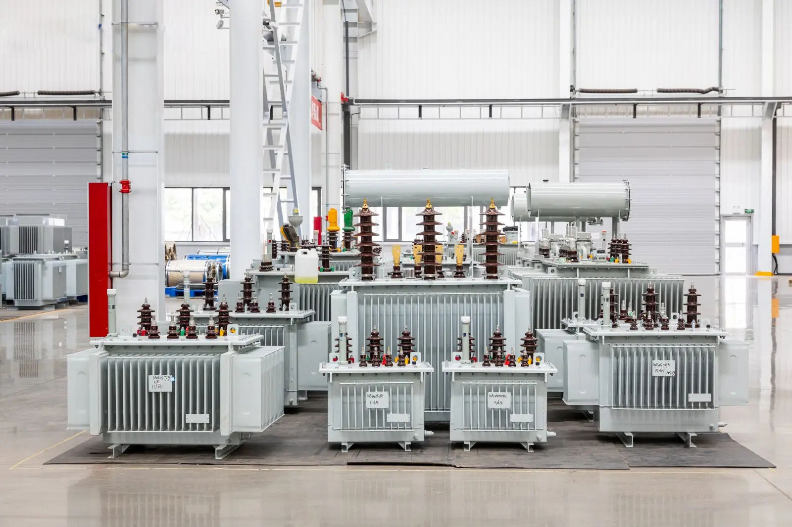 Oil Immersed Distribution Transformer 22kV 400V 2500kVA Fully Sealed