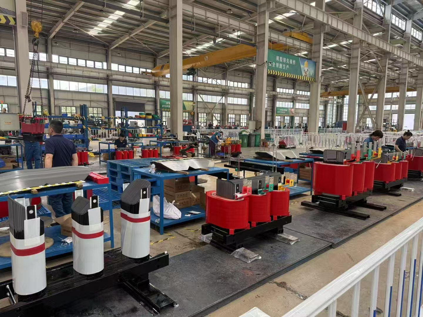 Dry Type Distribution Transformer 10kV 0.4kV Epoxy Cast 100kVA Flame Resistant