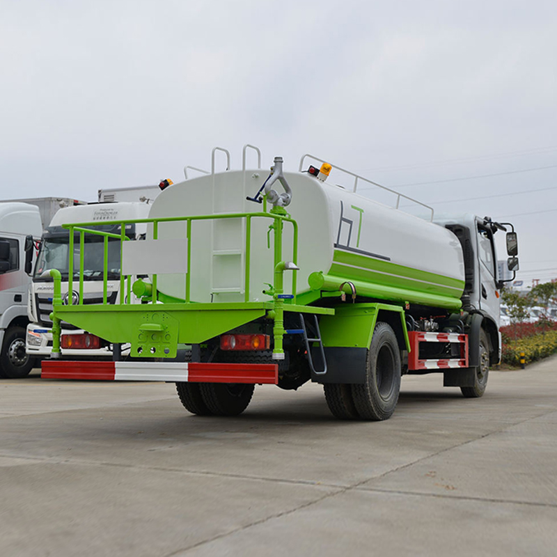 Dongfeng Huashen T3 165HP 4x2 Drive Multi-Functional Dust Suppression Vehicle
