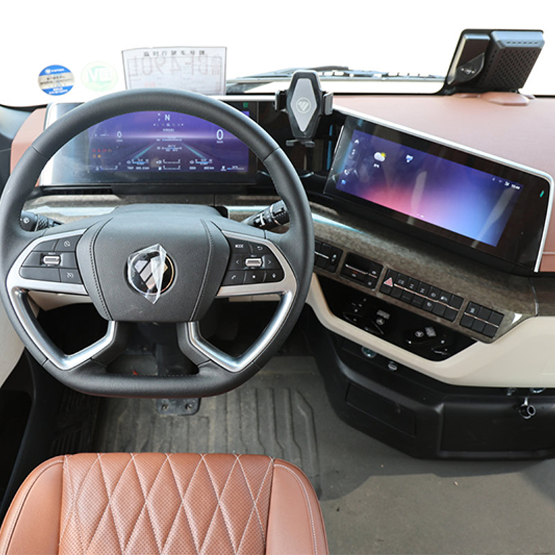Auman GALAXUS 9 Tractor Truck With ZF 12-Speed Transmission 14.5L Diesel Engine  680 Horsepower  6x4 Drive and AMT Automatic Transmission