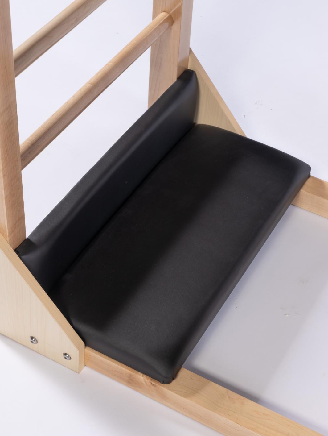 JM-M-13 Australian-style white maple ladder-back barrel chair